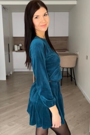 Veliūrinė suknelė Vivien