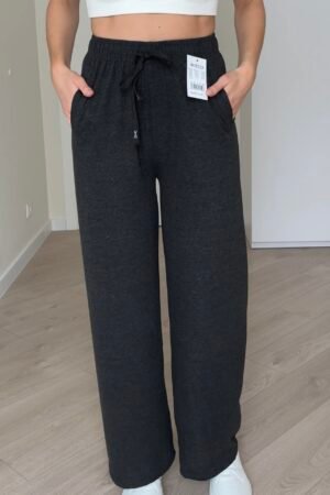 Plačios laisvalaikio kelnės